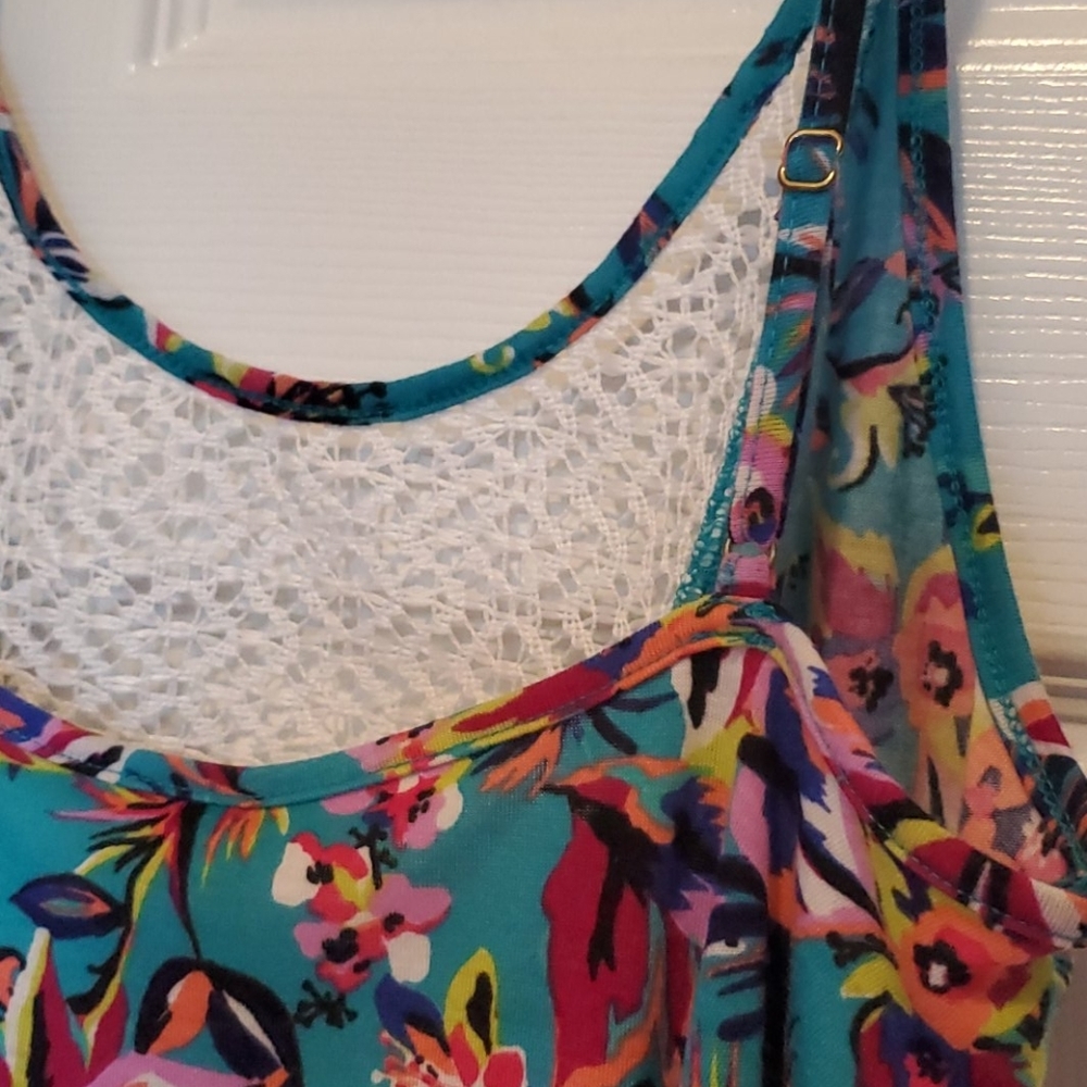 Floral swimsuit cover-up - Picture 3 of 3